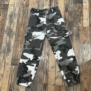 Women’s camp cargo pants